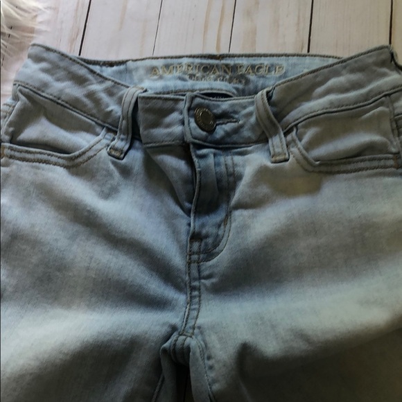 American Eagle light wash jegging size 0 - Picture 3 of 10